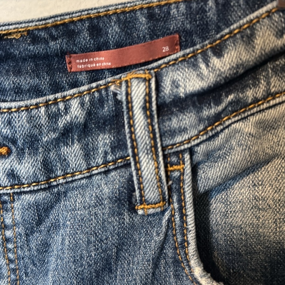 Pilcro by Anthropologie Heritige Boyfriend Distressed Jeans Sz 28 Cropped - Picture 5 of 16